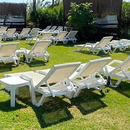 Meryam Deluxe Hotel Side