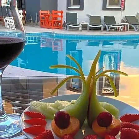 Meryam Deluxe Hotel